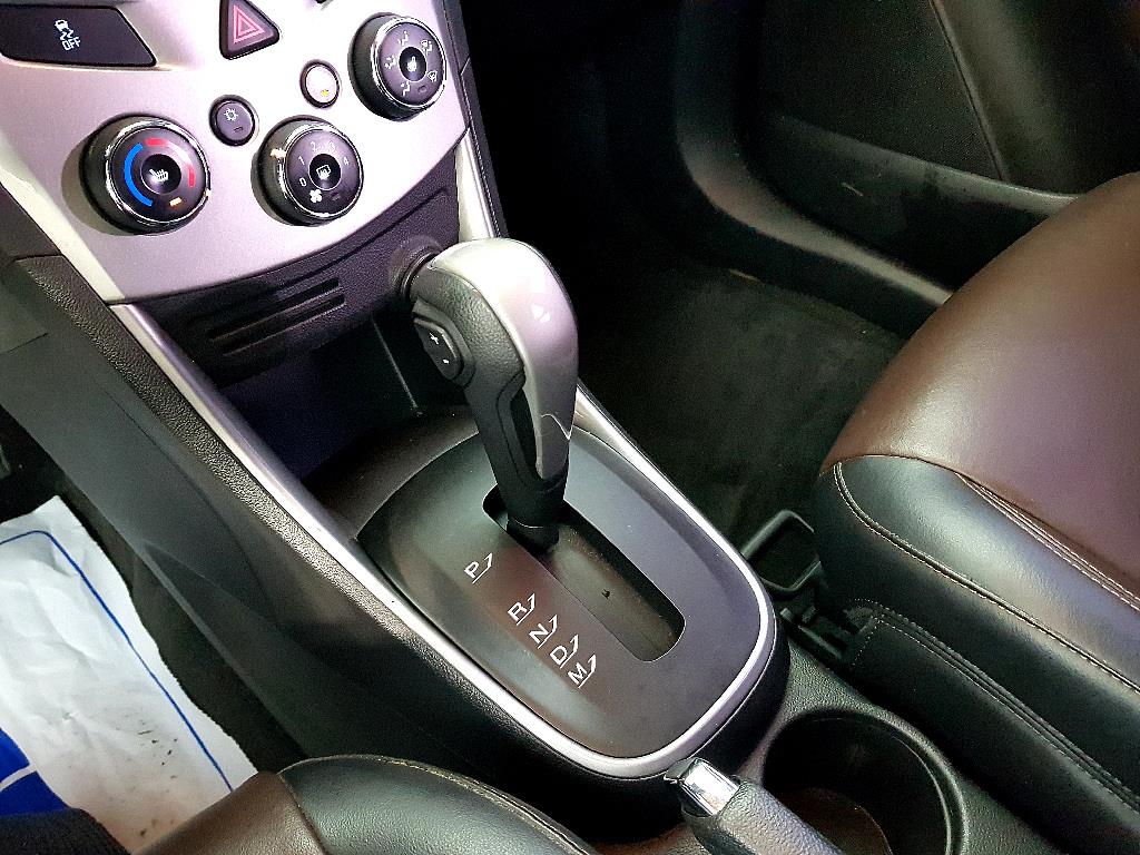 Chevrolet Trax 2013 Rojo - Importación desde Corea - HF Imports Iquique - Foto 14