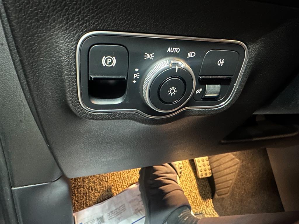 Mercedes Benz GLB Class 2020 Gris - Importación desde Corea - HF Imports Iquique - Foto 14