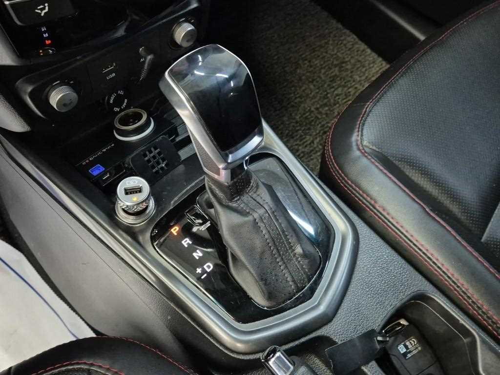 Ssangyong Tivoli - Vista 8