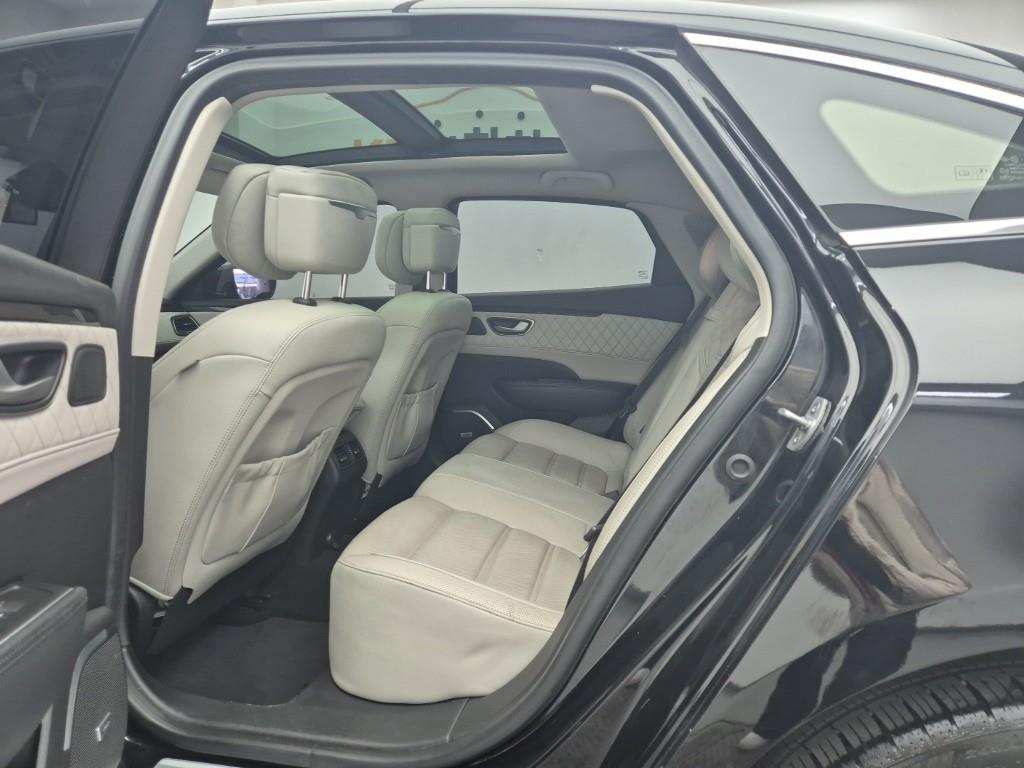 SAMSUNG SM6 - Vista 12