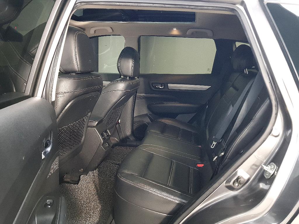 SAMSUNG QM6 - Vista 9