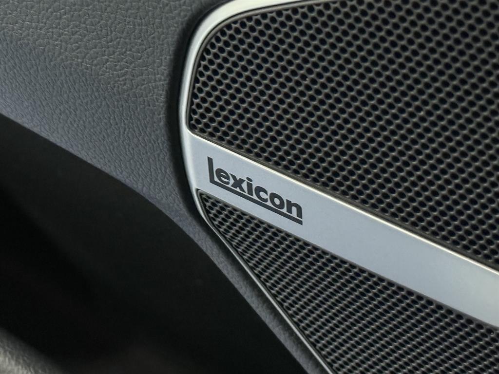 Genesis EQ900 - Vista 9