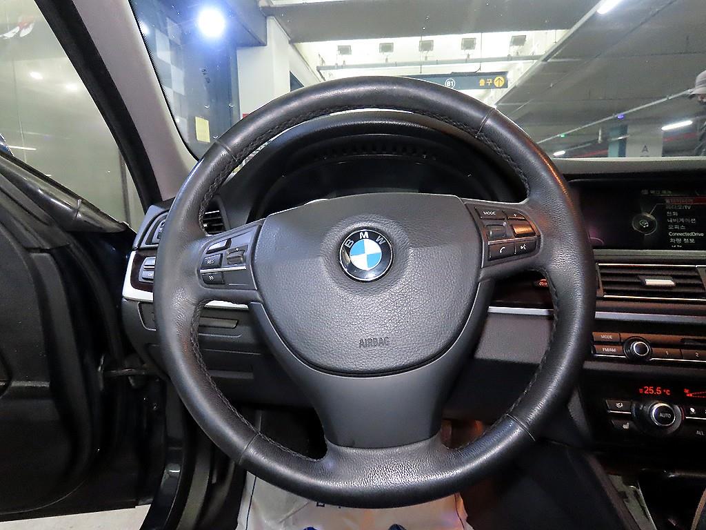 BMW 5 Series - Vista 8