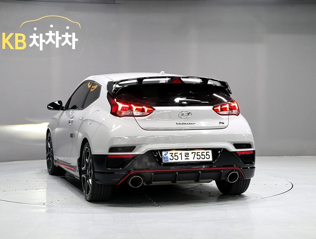 HYUNDAI Veloster - Vista 4
