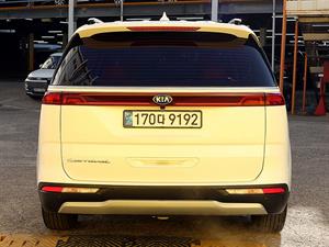 KIA Carnival - Vista 6