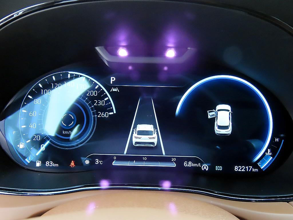 Genesis GV70 - Vista 9