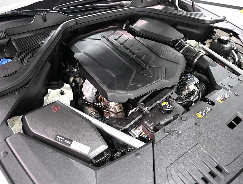 Genesis GV80 - Vista 6