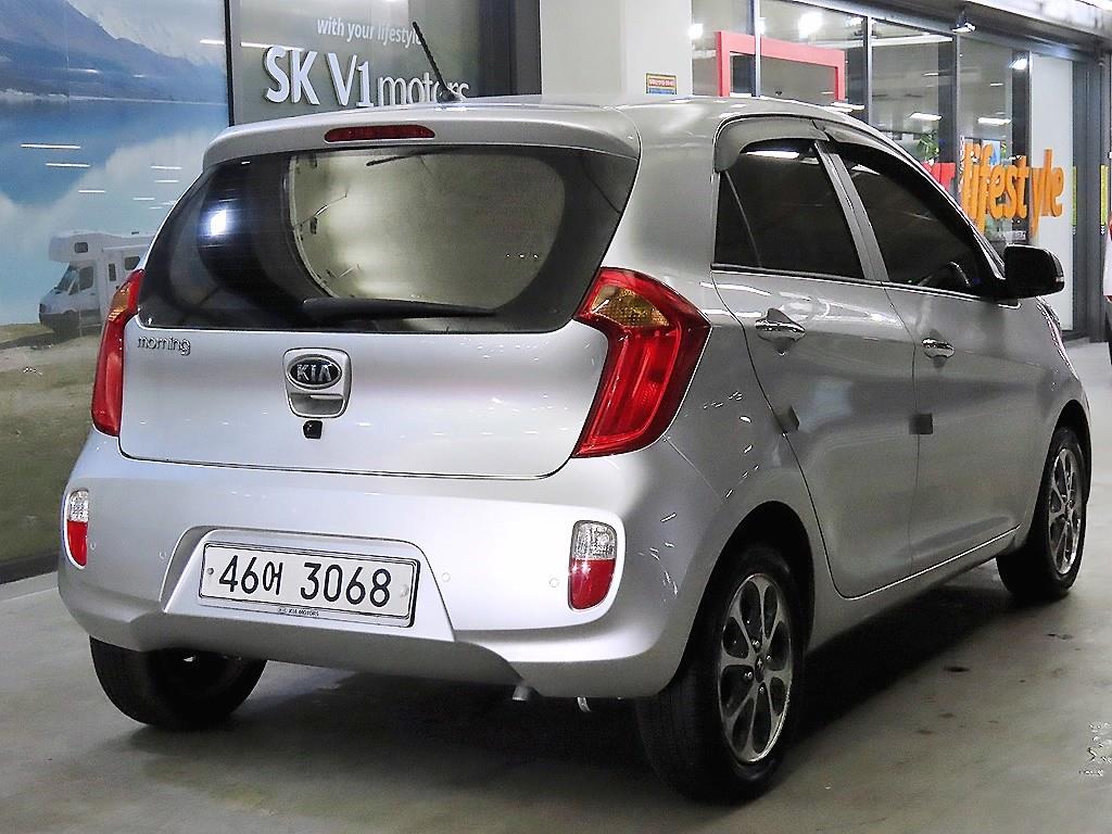 KIA Morning - Vista 4