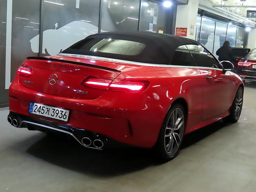 Mercedes Benz E class - Vista 4