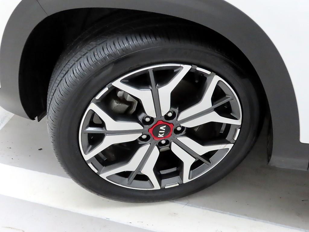 KIA Seltos 2022 Blanco - Importación desde Corea - HF Imports Iquique - Foto 19