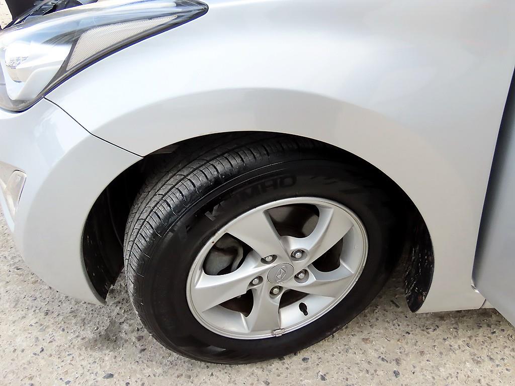 HYUNDAI Avante 2014 Plateado - Importación desde Corea - HF Imports Iquique - Foto 20