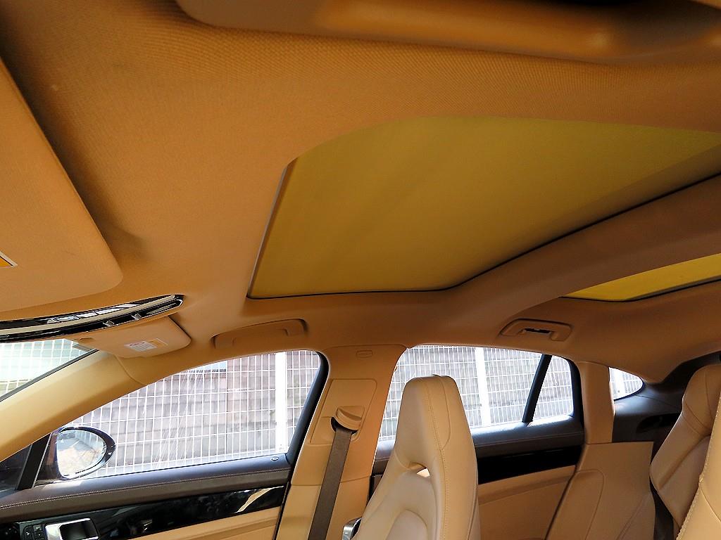 Porsche Panamera 2018 Negro - Importación desde Corea - HF Imports Iquique - Foto 16