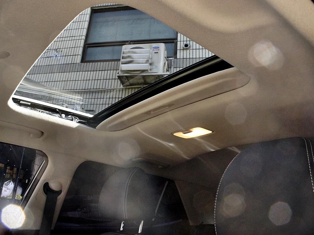 HYUNDAI Venue 2020 Negro - Importación desde Corea - HF Imports Iquique - Foto 13