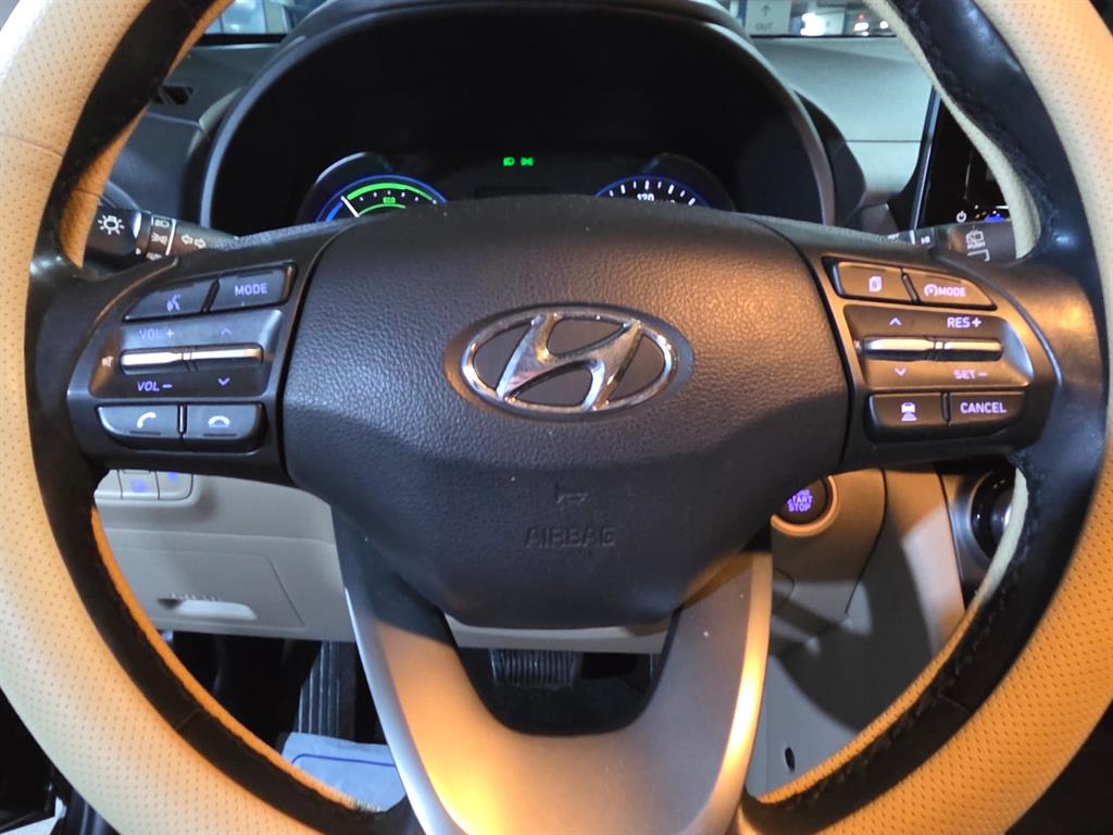 HYUNDAI Kona - Vista 11