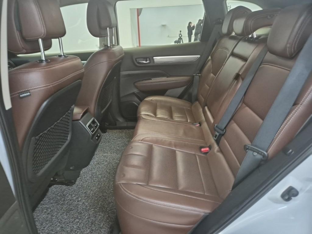 SAMSUNG QM6 2020 Blanco - Importación desde Corea - HF Imports Iquique - Foto 13