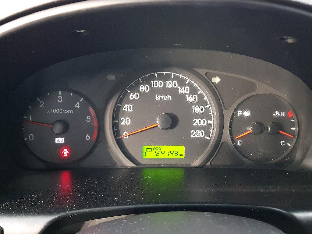 HYUNDAI Starex - Vista 7