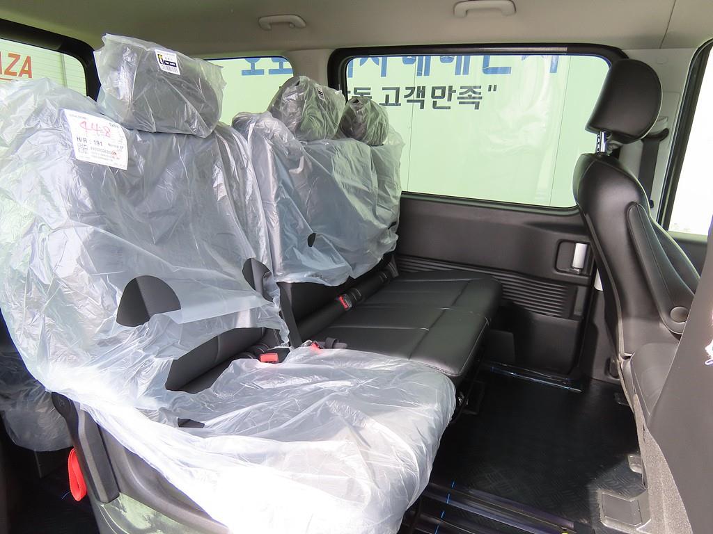 HYUNDAI Staria - Vista 7