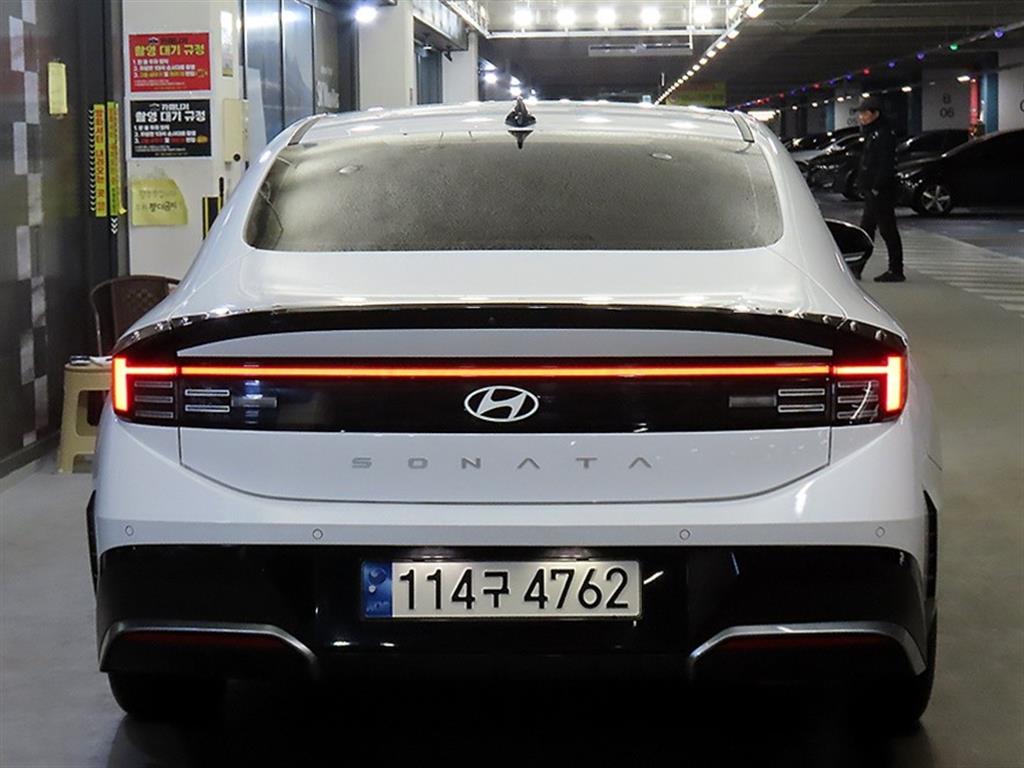 HYUNDAI Sonata - Vista 5