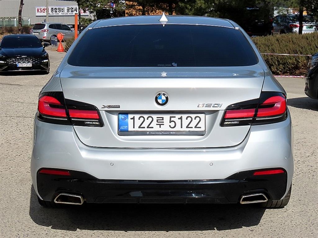 BMW 5 Series - Vista 4