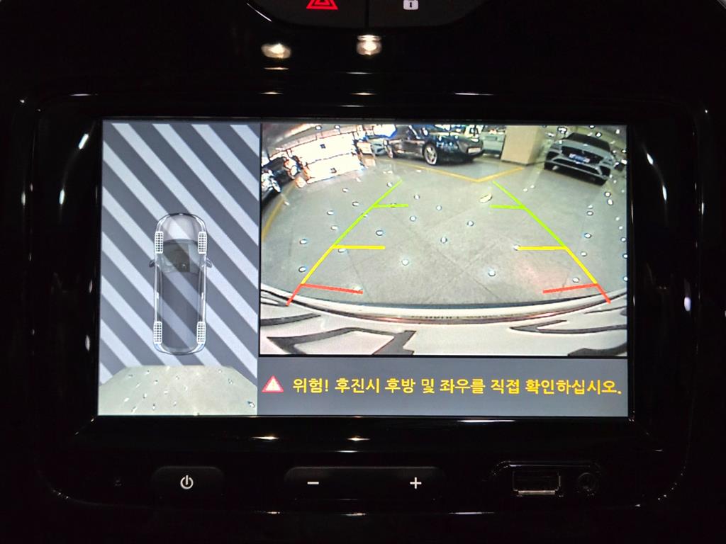 SAMSUNG QM3 - Vista 12