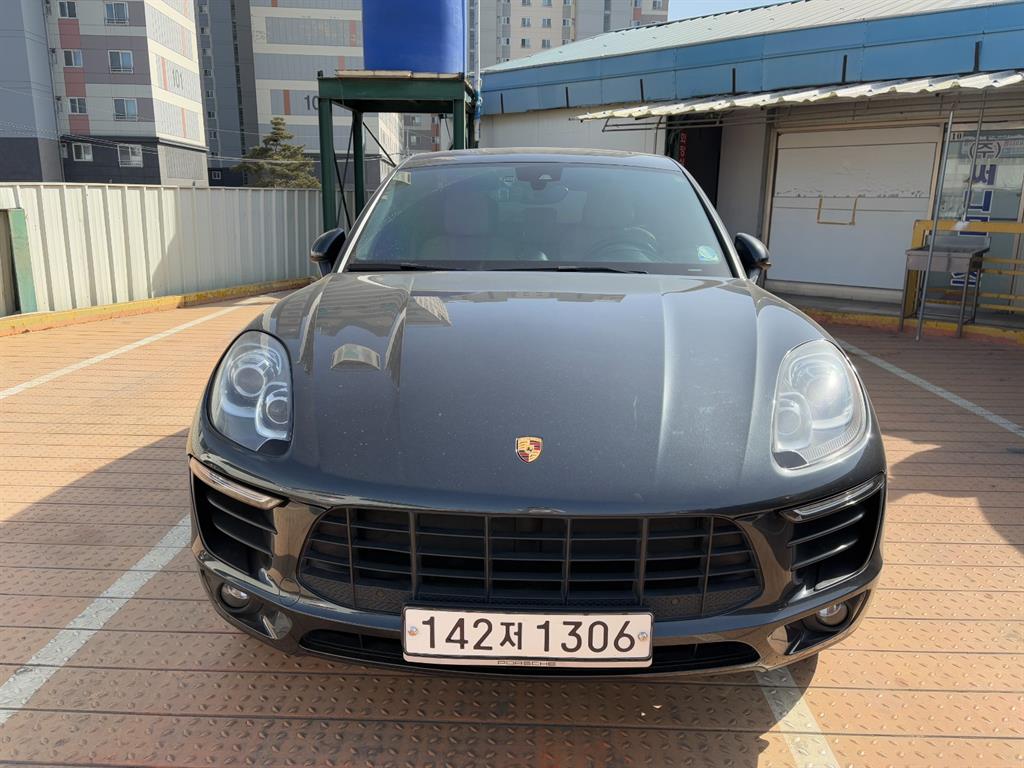 Porsche Macan - Vista 3