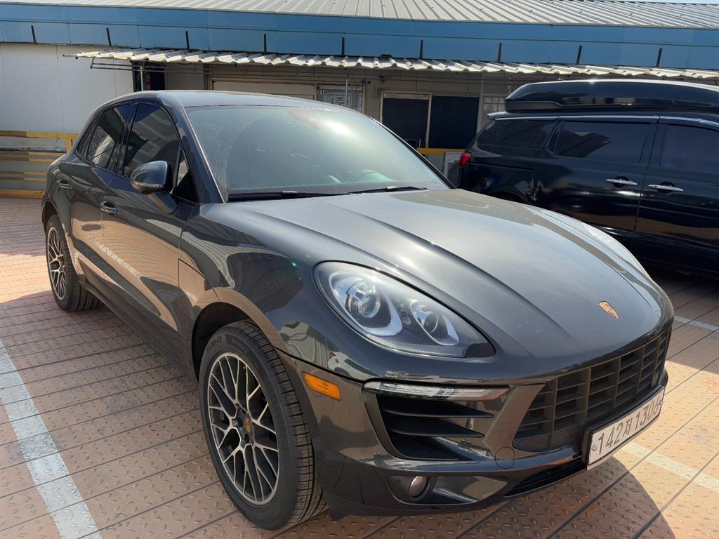 Porsche Macan 2017 Gris - Importación desde Corea - HF Imports Iquique - Foto 1