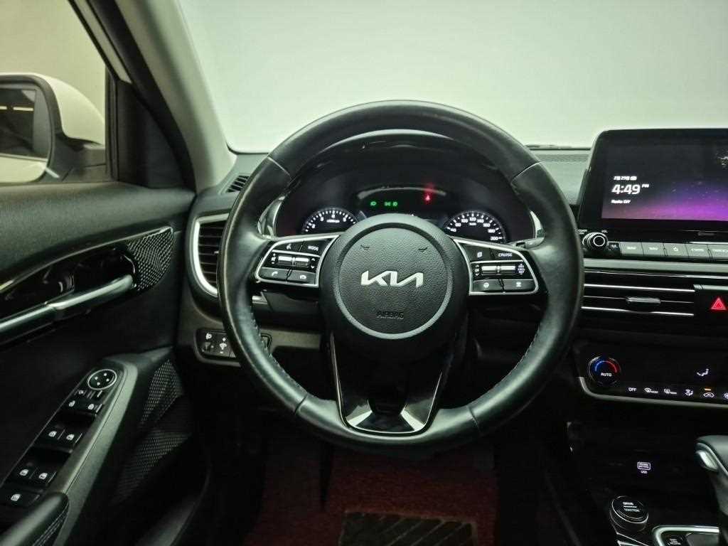 KIA Seltos - Vista 9