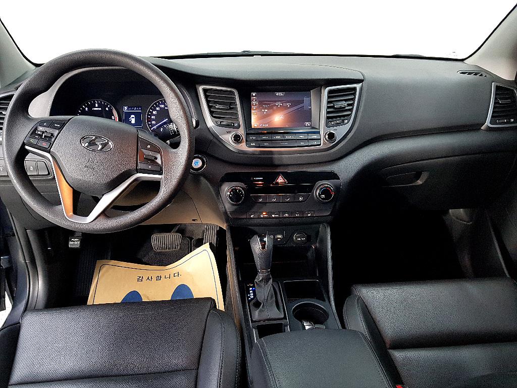 HYUNDAI Tucson - Vista 5