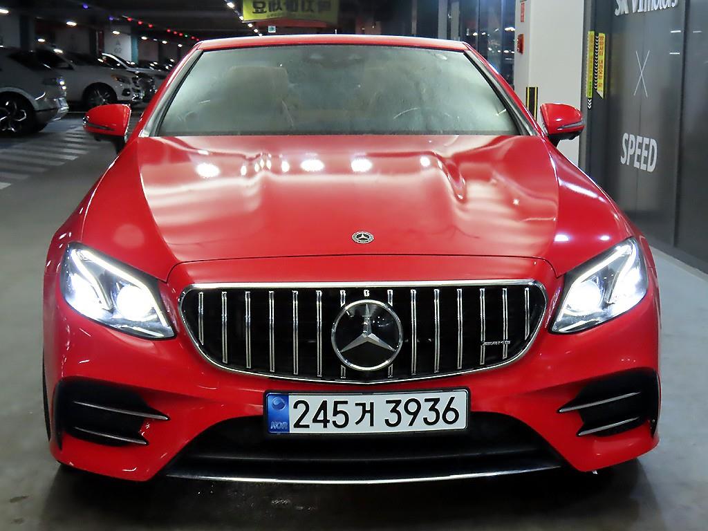 Mercedes Benz E class - Vista 7