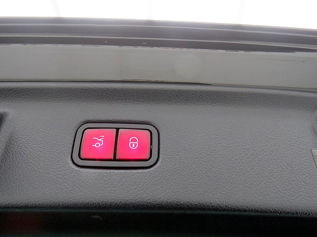 Mercedes Benz S Class - Vista 5