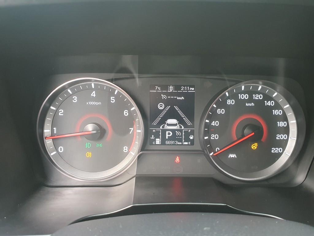 Ssangyong Tivoli - Vista 11