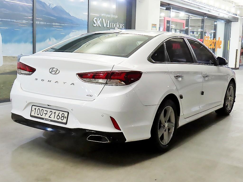 HYUNDAI Sonata - Vista 4