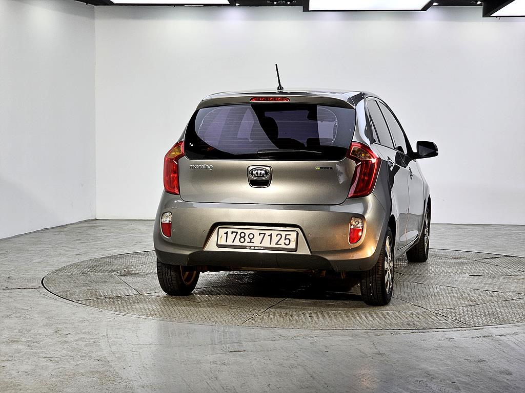 KIA Morning - Vista 3