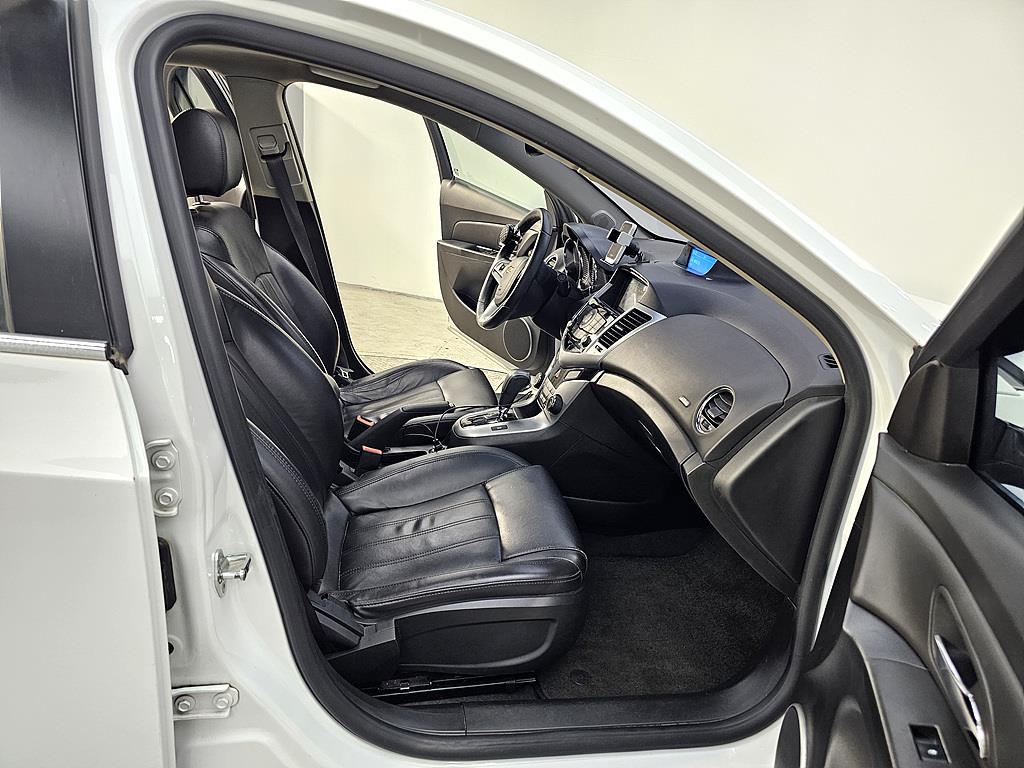 Chevrolet Cruise - Vista 11