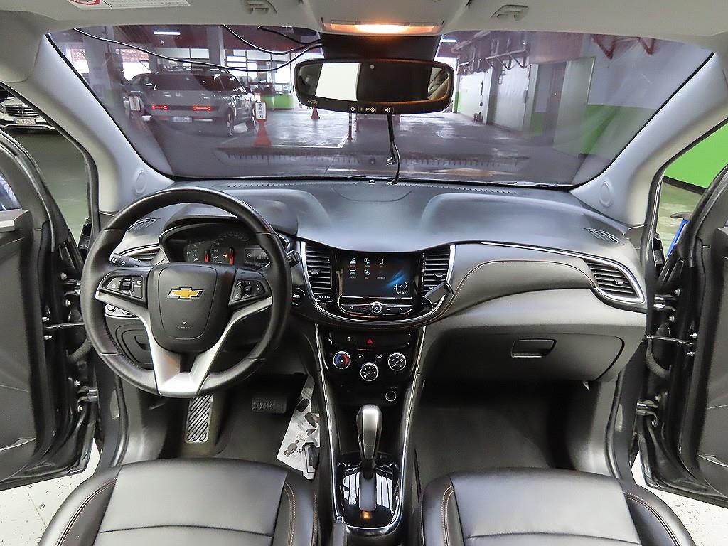 Chevrolet Trax 2017 Gris - Importación desde Corea - HF Imports Iquique - Foto 8