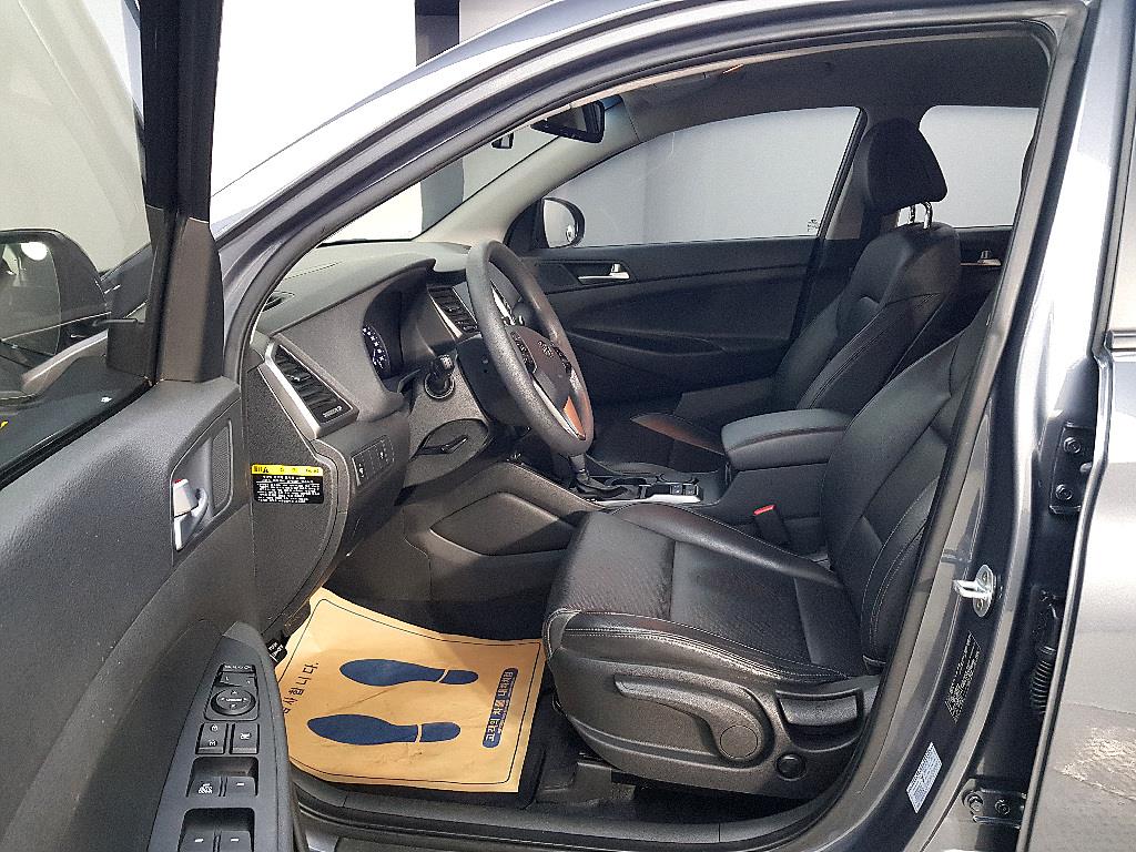 HYUNDAI Tucson - Vista 8