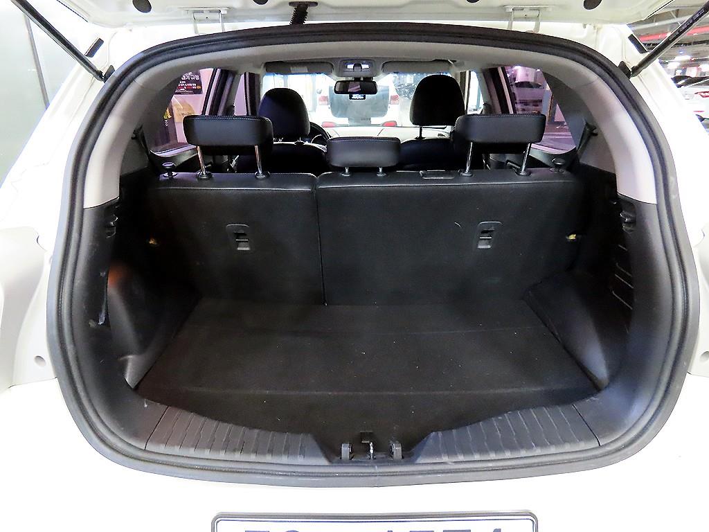 Ssangyong Tivoli 2015 Blanco - Importación desde Corea - HF Imports Iquique - Foto 17