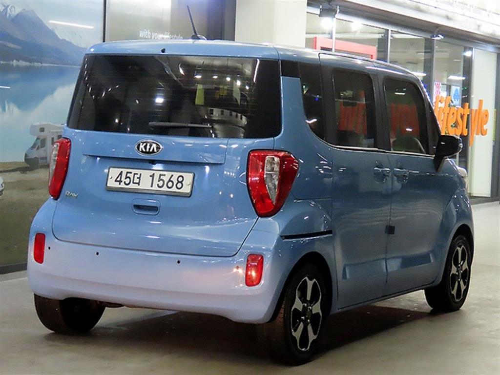 KIA Ray - Vista 4