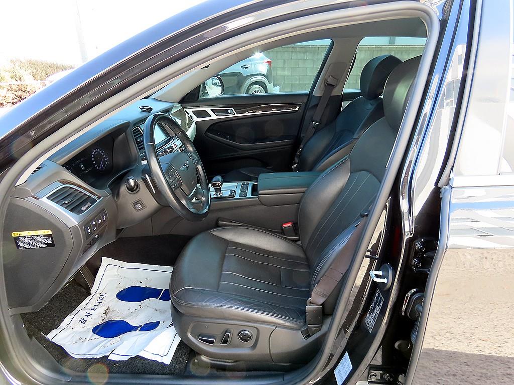 Genesis G80 - Vista 5