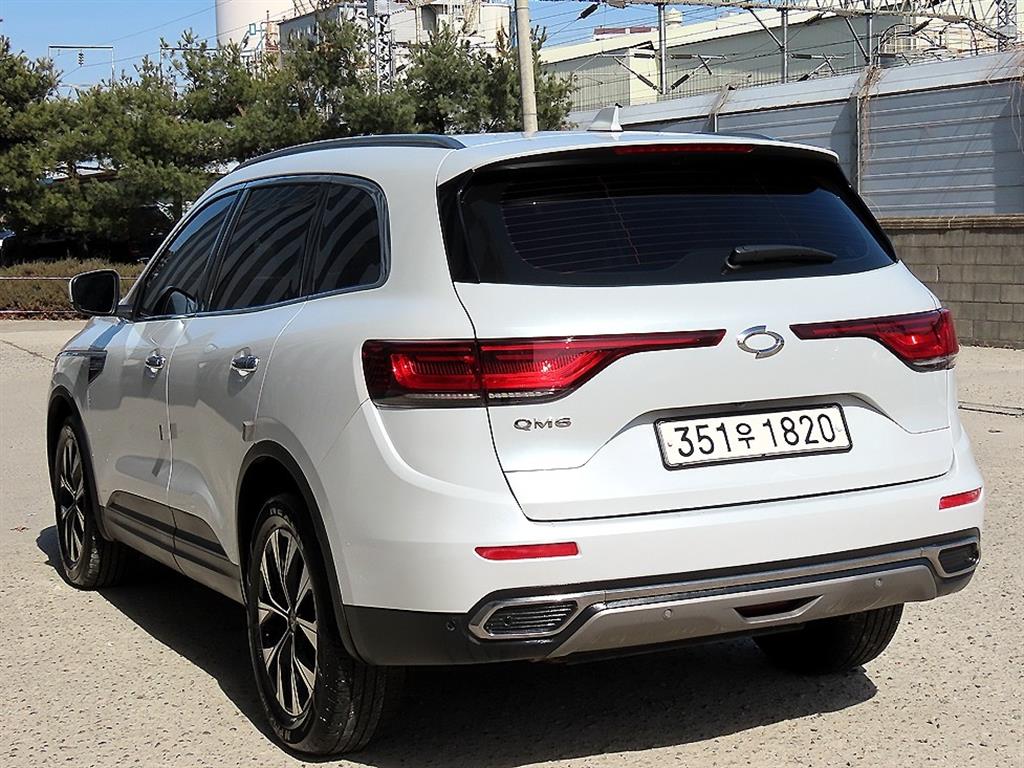 SAMSUNG QM6 - Vista 3