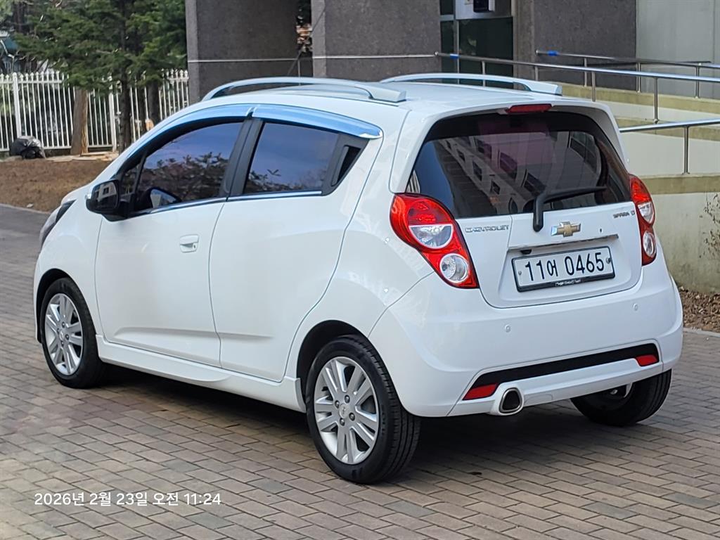 Chevrolet Spark - Vista 5