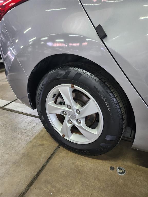 HYUNDAI Avante 2014 Gris - Importación desde Corea - HF Imports Iquique - Foto 15