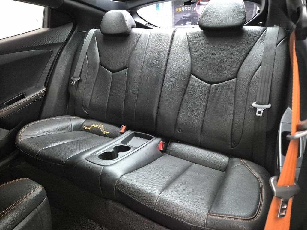 HYUNDAI Veloster - Vista 12