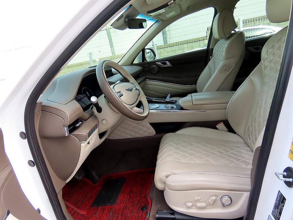 Genesis GV80 - Vista 5