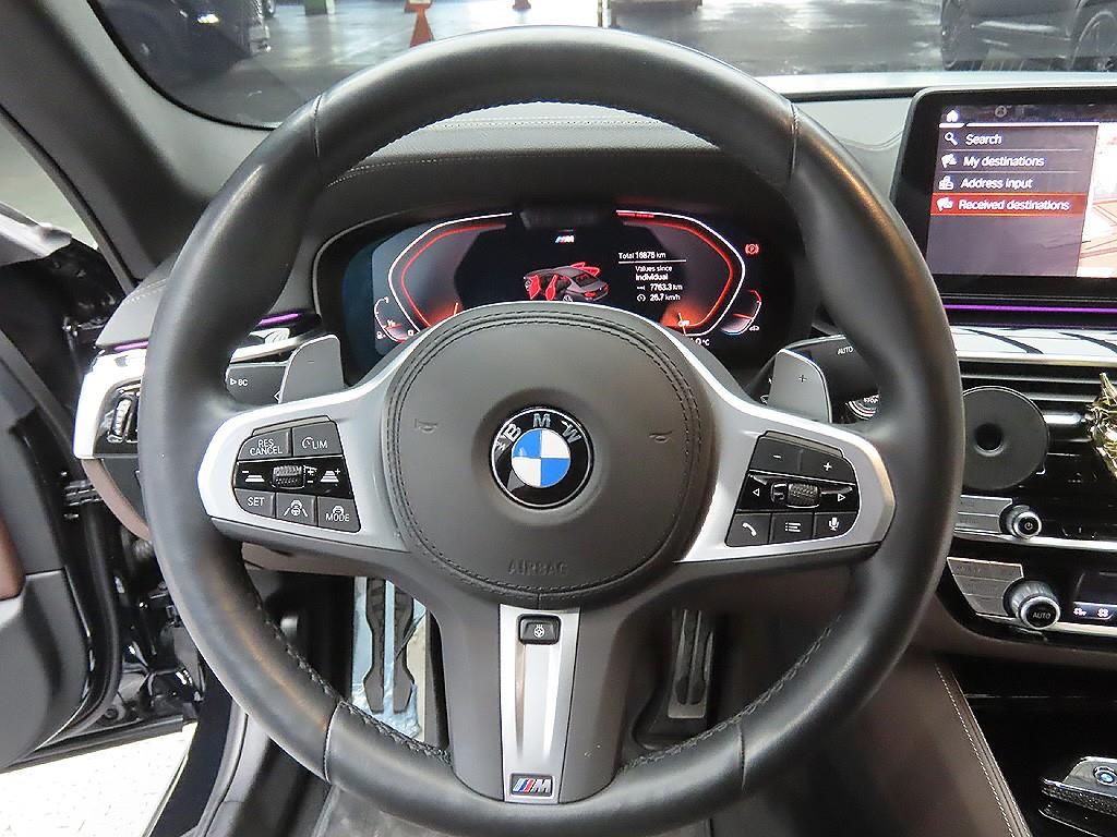 BMW 5 Series 2023 Negro - Importación desde Corea - HF Imports Iquique - Foto 11