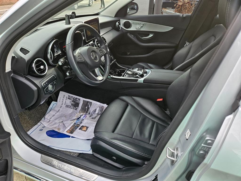 Mercedes Benz C Class 2018 Plateado - Importación desde Corea - HF Imports Iquique - Foto 18