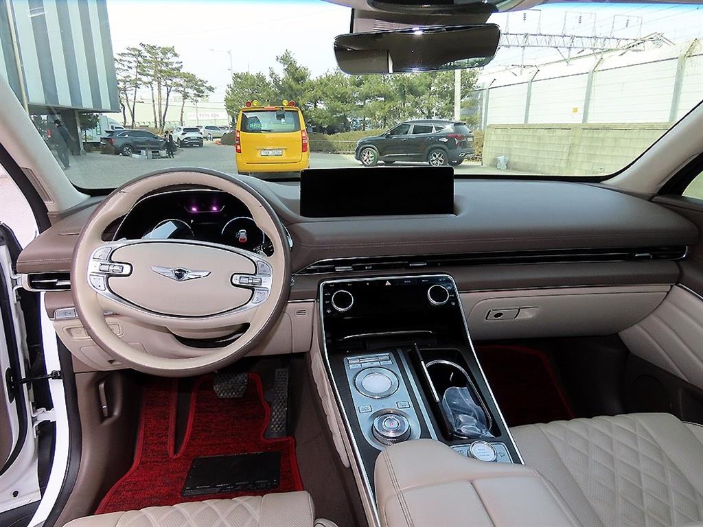 Genesis GV80 - Vista 7