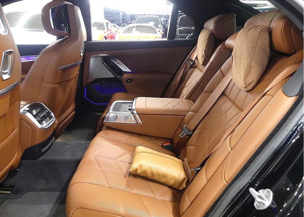 BMW 7 Series 2025 Negro - Importación desde Corea - HF Imports Iquique - Foto 18