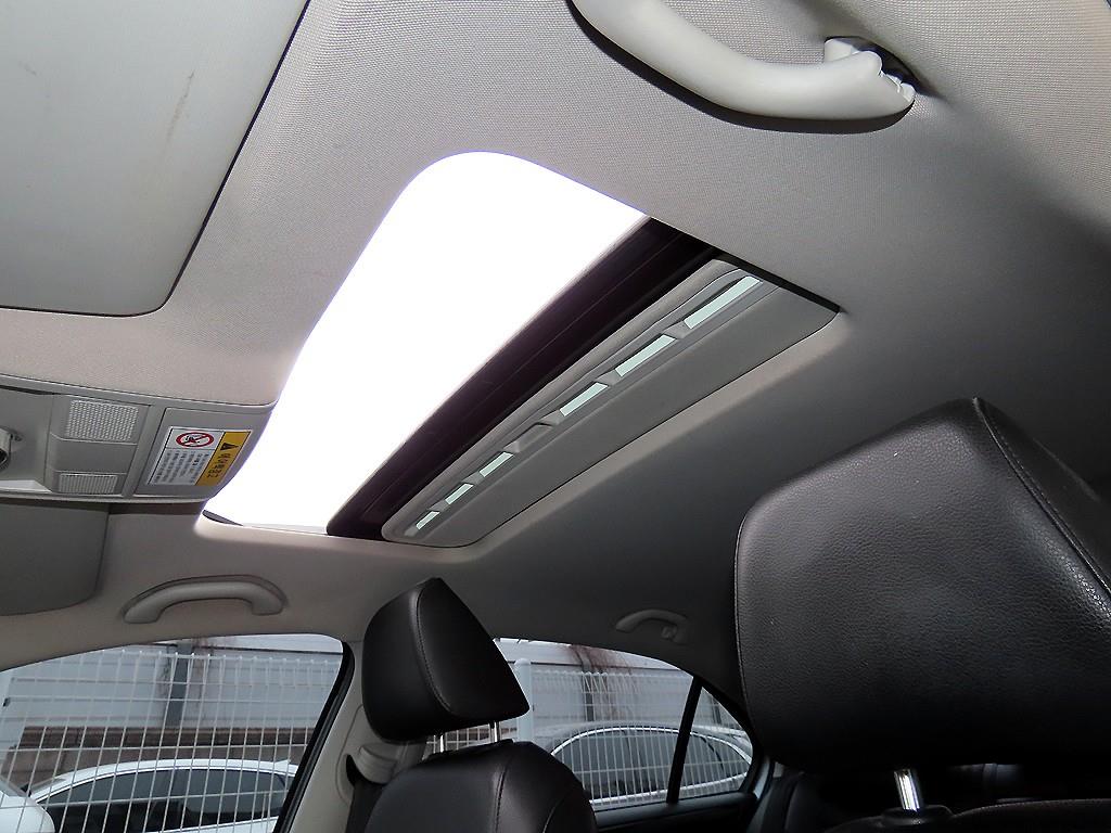 Volkswagen Jetta 2013 Blanco - Importación desde Corea - HF Imports Iquique - Foto 17