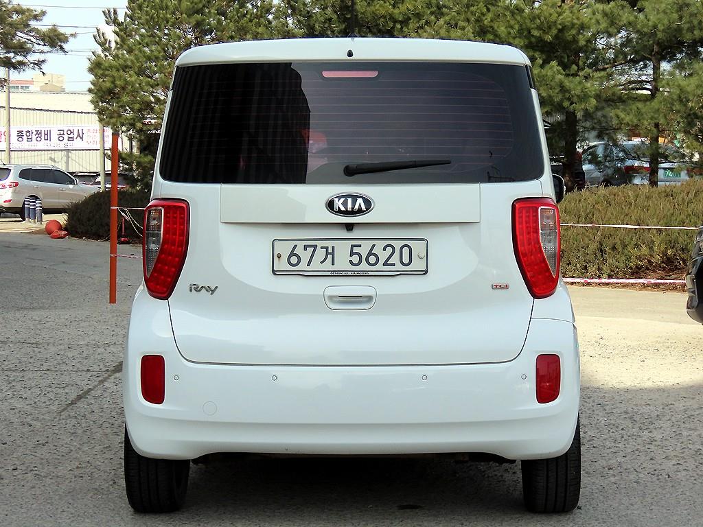KIA Ray - Vista 4